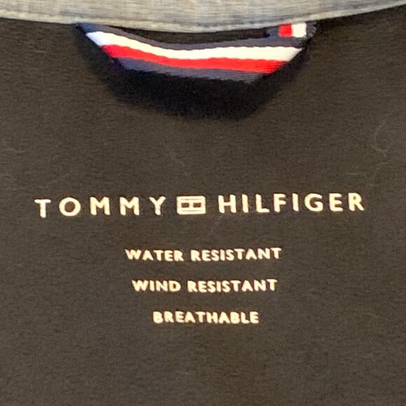 Tommy Hilfiger Mens Gray Vest
3XL Water & Wind Resistant
Breathable Zip Closure - Picture 2 of 12